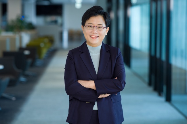 Xóa bỏ hình ảnh phụ nữ Hàn Quốc chỉ nội trợ, nữ CEO này đã tỏa sáng hơn bao đấng nam nhi hiện đại