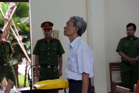 Viện KSND tỉnh Bà Rịa - Vũng Tàu kiến nghị về bản án 18 tháng tù treo của cụ ông xâm hại trẻ em