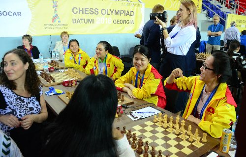 Việt Nam thắng tuyệt đối Thụy Sĩ, hòa đội tuyển Đức hùng mạnh ở Olympiad cờ vua