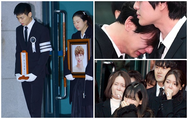 Khoảnh khắc đau đớn trong tang lễ của Jonghyun: Minho gượng cười, Key òa khóc nức nở!