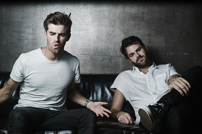 The Chainsmokers đã tung album dài đầu tay rồi, fan lại "chết ngộp" trong loạt ca khúc mới toanh này thôi!