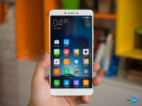 Xiaomi Mi Max 2: Pin cực khủng, màn siêu to, xem phim chơi game hàng giờ không chán