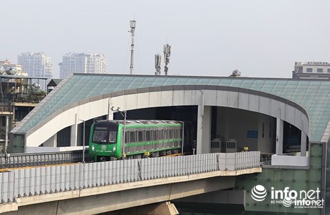 Trong thời gian chạy thử từ 3 - 6 tháng, Ban Quản lý Dự án sẽ tiếp tục tiến hành căn chỉnh hoàn thiện trước khi đưa vào khai thác thương mại tuyến đường sắt Cát Linh - Hà Đông. (Nguồn: Infonet.vn)