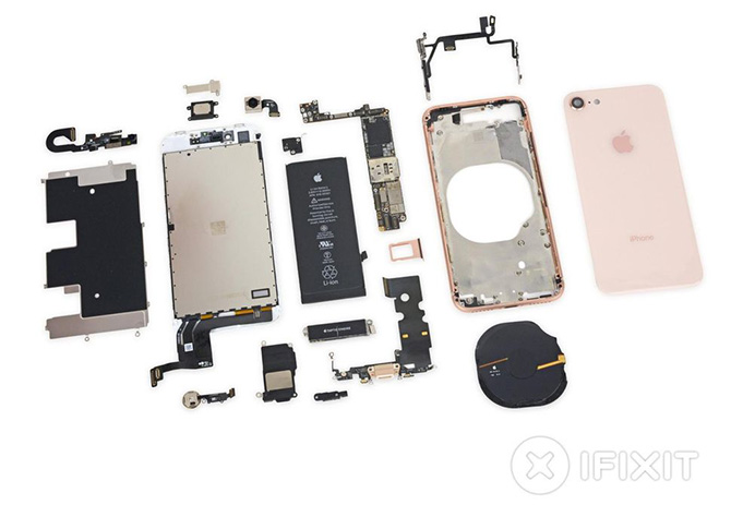 Các con chip bên trong một số mẫu iPhone 8 đã bị tháo tung được phát hiện có khả năng hỗ trợ công nghệ Gigabit LTE, mà cụ thể là chip Qualcomm X16 và Qualcomm WTR5975 RF.
