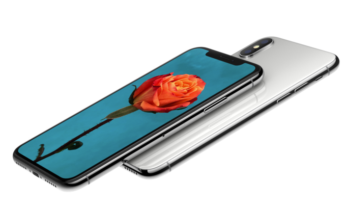 Phím Home vật lý cùng cảm biến vân tay lần đầu biến mất khỏi iPhone với iPhone X. Để kích hoạt Siri, cần sử dụng phím nguồn ở cạnh bên, phím này của iPhone X dài và lớn hơn hẳn iPhone 7 và 7 Plus.