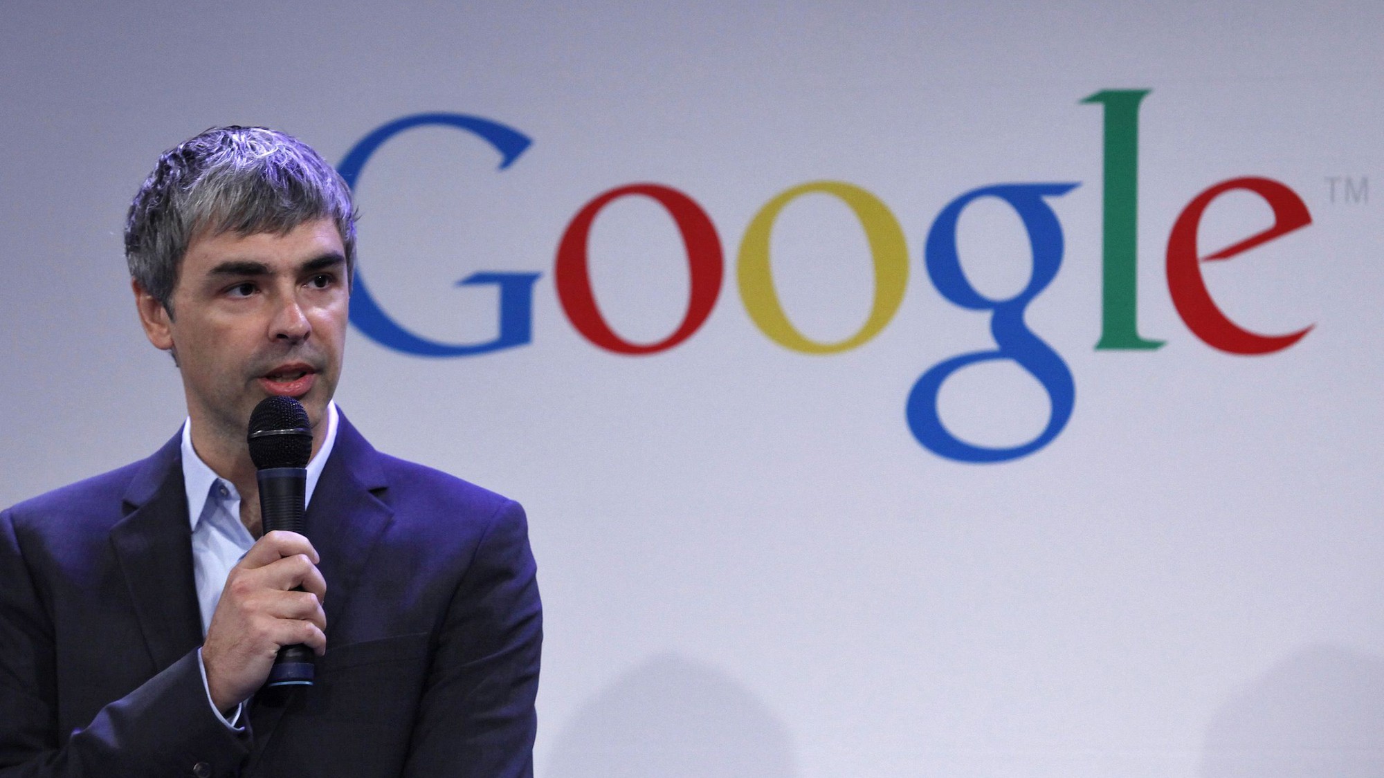 Larry Page đồng sáng lập Google cùng Sergey Brin vào năm 1998. Hiện ông là CEO của Alphabet, công ty mẹ của Google. Tỷ phú 44 tuổi này hiện sở hữu khối tài sản 51,5 tỷ USD.