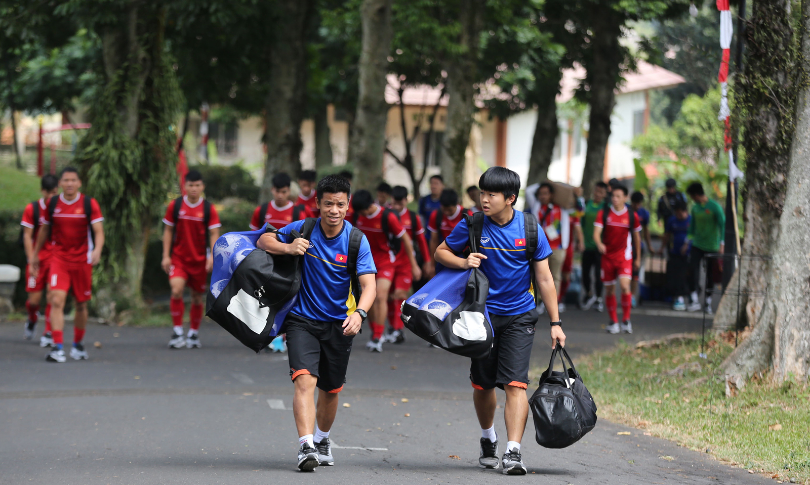 Sau một ngày nghỉ ngơi, sáng nay U23 Việt Nam bước vào quá trình tập luyện chuẩn bị cho trận tranh huy chương đồng với UAE. Trận đấu diễn ra lúc 15h ngày mai 1/9. 