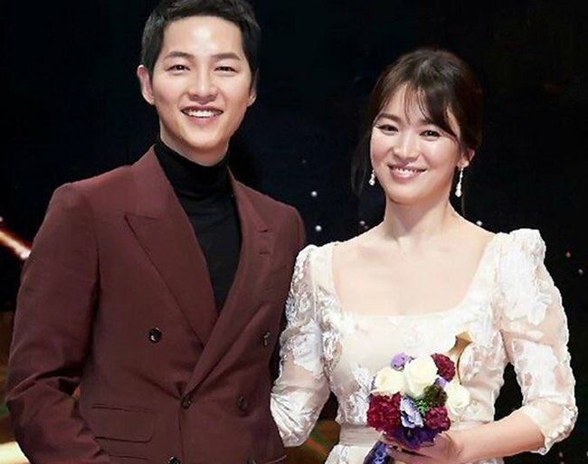 Cặp đôi trời sinh Song Joong Ki, Song Hye Kyo cho thấy tướng phu thê hiển hiện trên khuôn mặt mặt