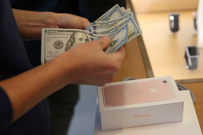 iPhone X có giá nửa tỷ đồng, cổ phiếu của Apple lên đỉnh