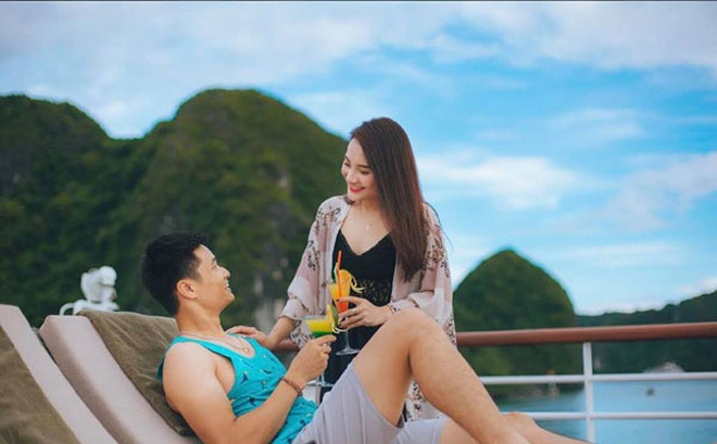 Hậu scandal "gạ gẫm", Bảo Thanh tung loạt ảnh hạnh phúc, sang chảnh trên du thuyền cùng chồng