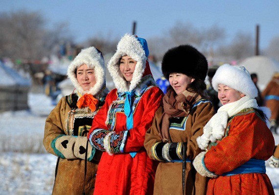 Tới lượt phụ nữ Mông Cổ thấm thía cảnh càng đẹp, càng thông minh càng khó lấy chồng