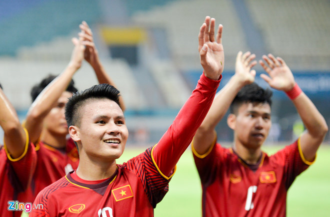 Fan U23 Việt Nam cảm ơn U23 Malaysia vì giúp đội nhà rộng cửa vào bán kết ASIAD 2018