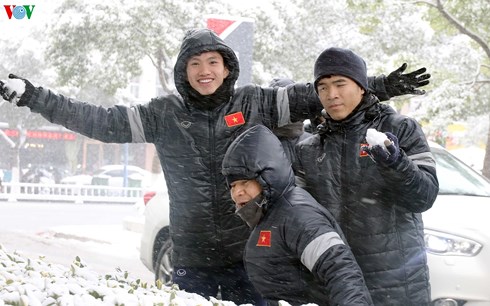 Tuyết rơi dày đặc tại Thường Châu, trận chung kết U23 châu Á có nguy cơ bị hoãn