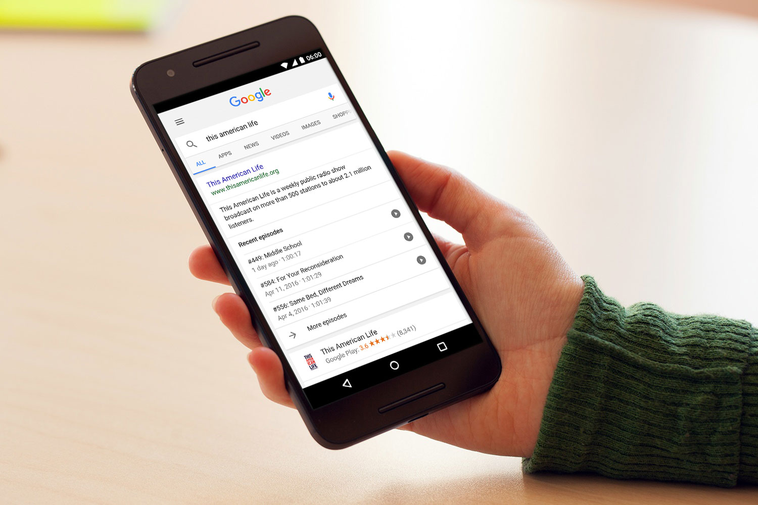 Nếu dùng điện thoại Android tìm kiếm gì đó trên Google, bạn sẽ thấy video tự chạy