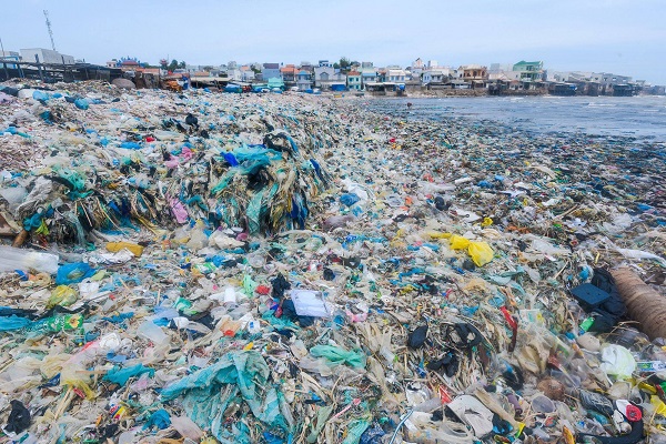Thêm nhiều bãi rác khổng lồ biến mất trong cơn sốt “thử thách dọn rác” #ChallengeForChange