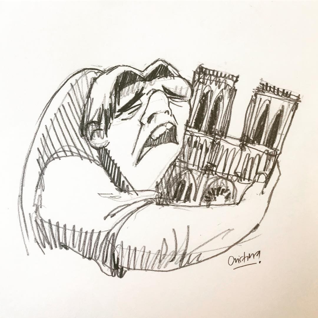 Ảnh 6: Nhà thờ Đức Bà Paris bị cháy