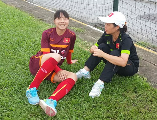 Ảnh 2: Cầu thủ bóng đá nữ Việt Nam - We25.vn