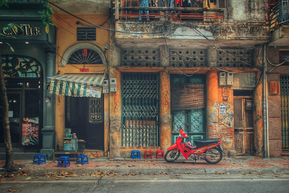 Hà Nội, chill với những góc phố yên tĩnh bình và sự thanh thản thân thiện nhịp sinh sống khu đô thị. Khám phá huỷ vẻ đẹp nhất của một trong mỗi thủ đô nên sống nhất châu Á trải qua những tấm hình tuyệt đẹp nhất.