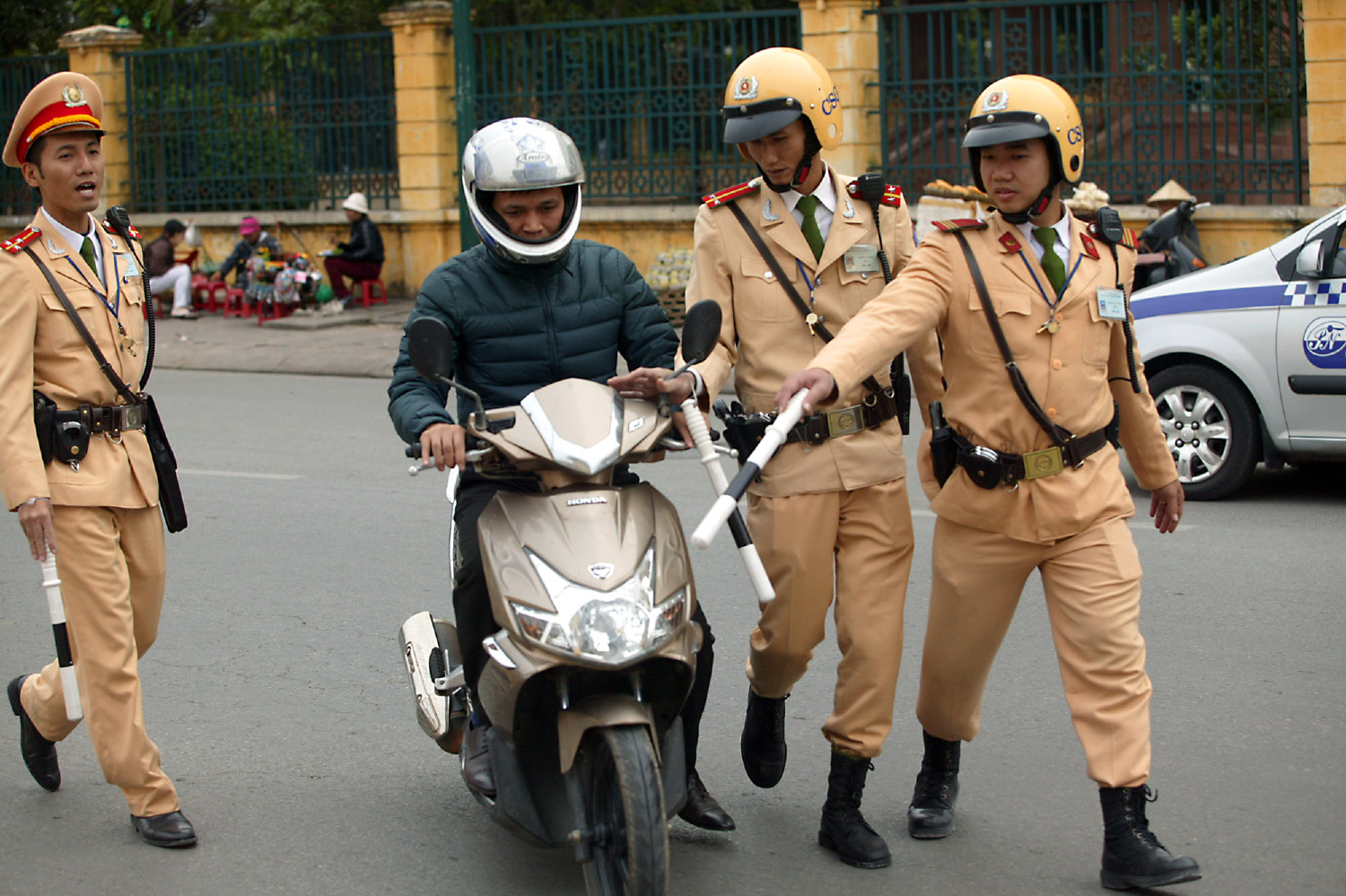 Lực lượng CSGT ra quân tổng kiểm soát trên cả nước, xử nghiêm các hành vi vi phạm luật an toàn giao thông