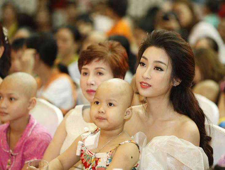 Đỗ Mỹ Linh là hoa hậu Việt Nam đầu tiên đăng ký hiến tạng cứu người