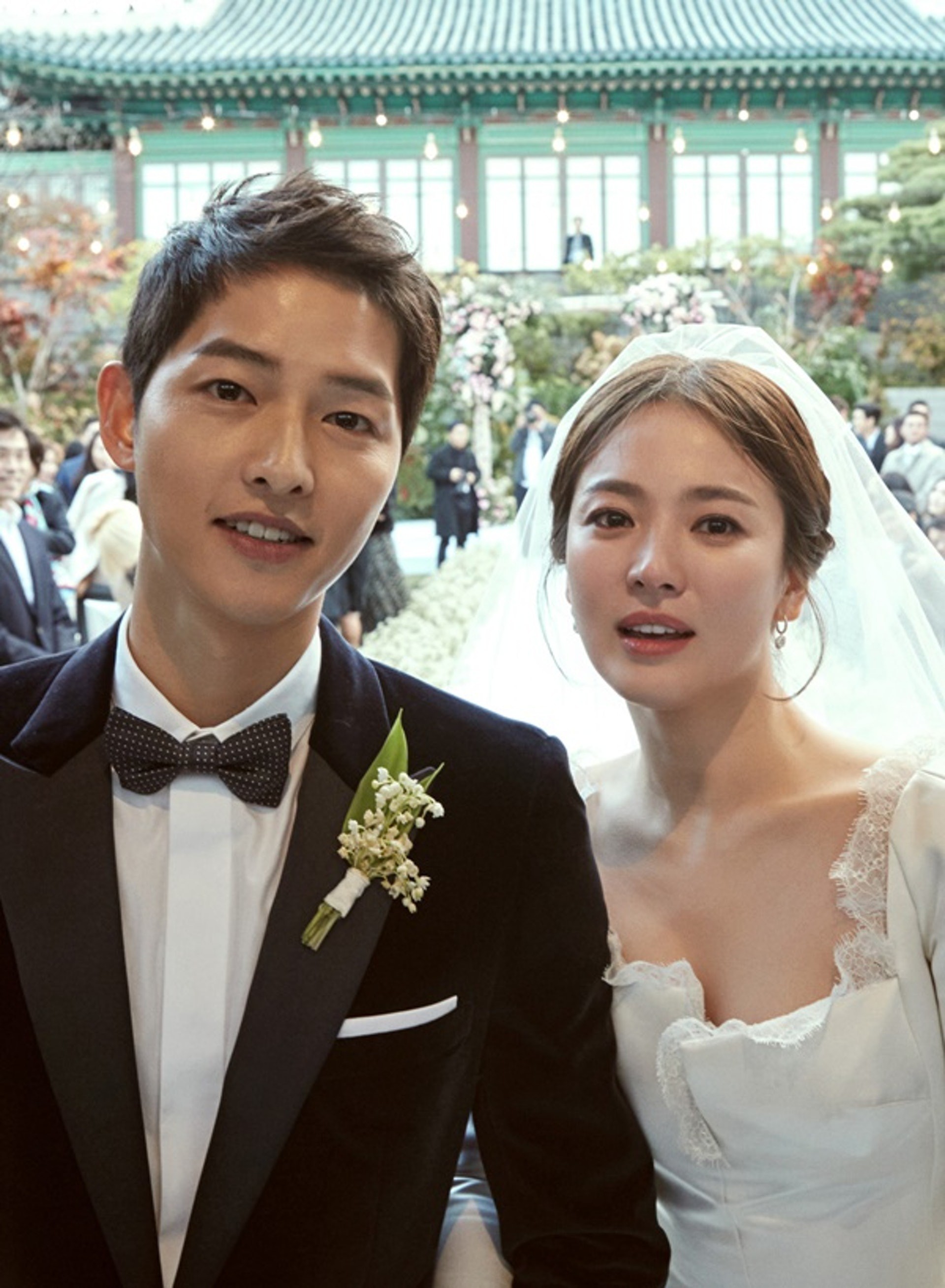 HOT: Sau bao ngày tranh cãi, Tòa chính thức tuyên bố Song Joong Ki và Song Hye Kyo không còn là vợ chồng sau 1 năm 8 tháng kết hôn