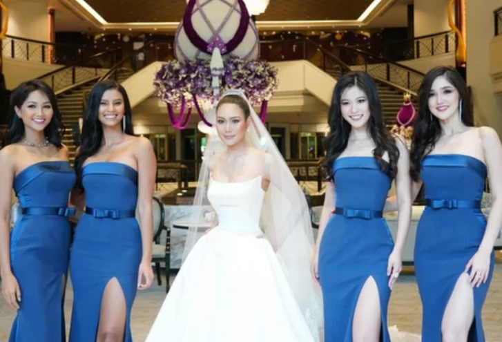 H'Hen Niê tươi tắn làm phù dâu đám cưới Hoa hậu Hoàn vũ Thái Lan