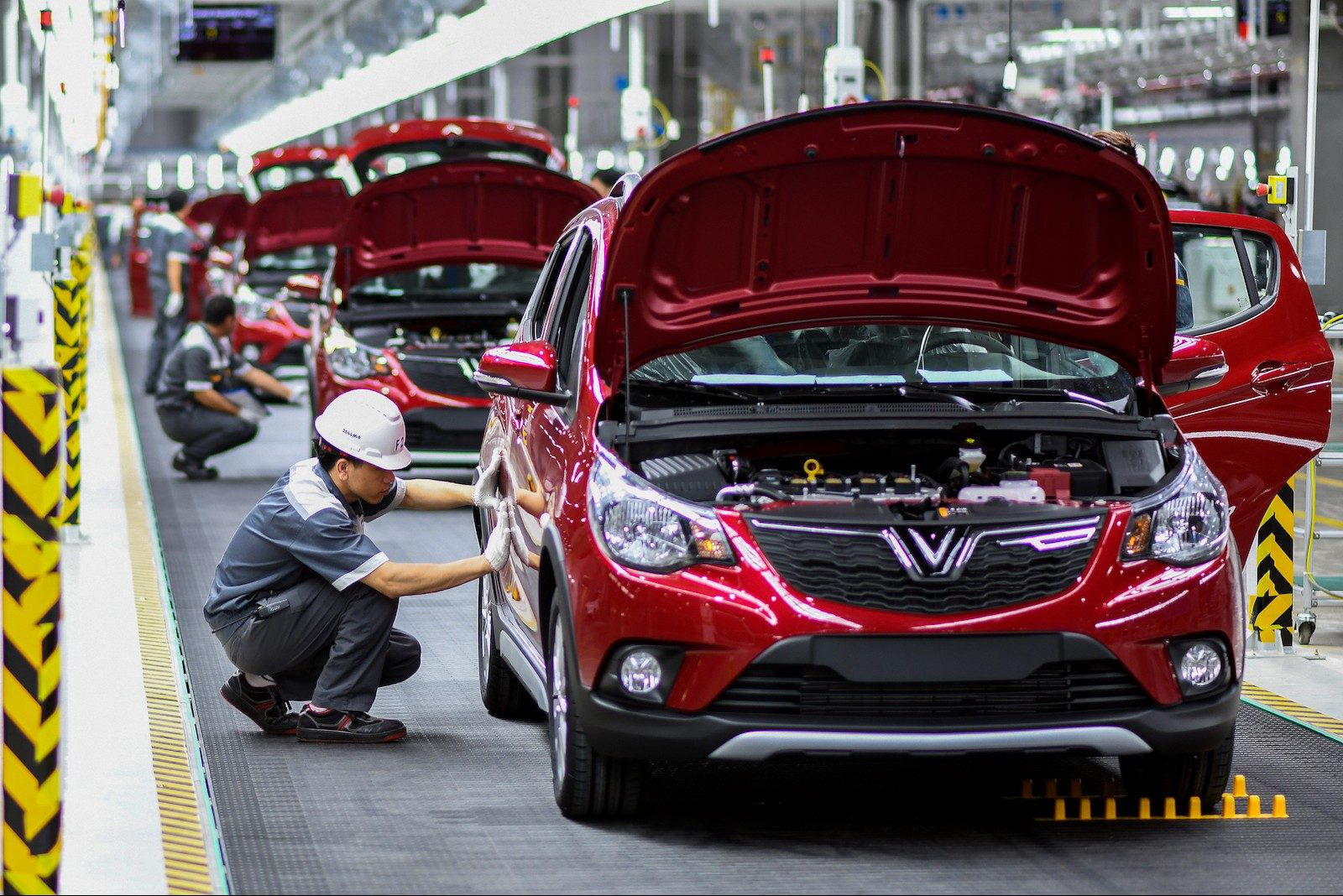 Báo quốc tế nhận định VinFast sẽ giúp Việt Nam sẽ soán ngôi vua sản xuất ô tô ĐNA từ tay Thái Lan