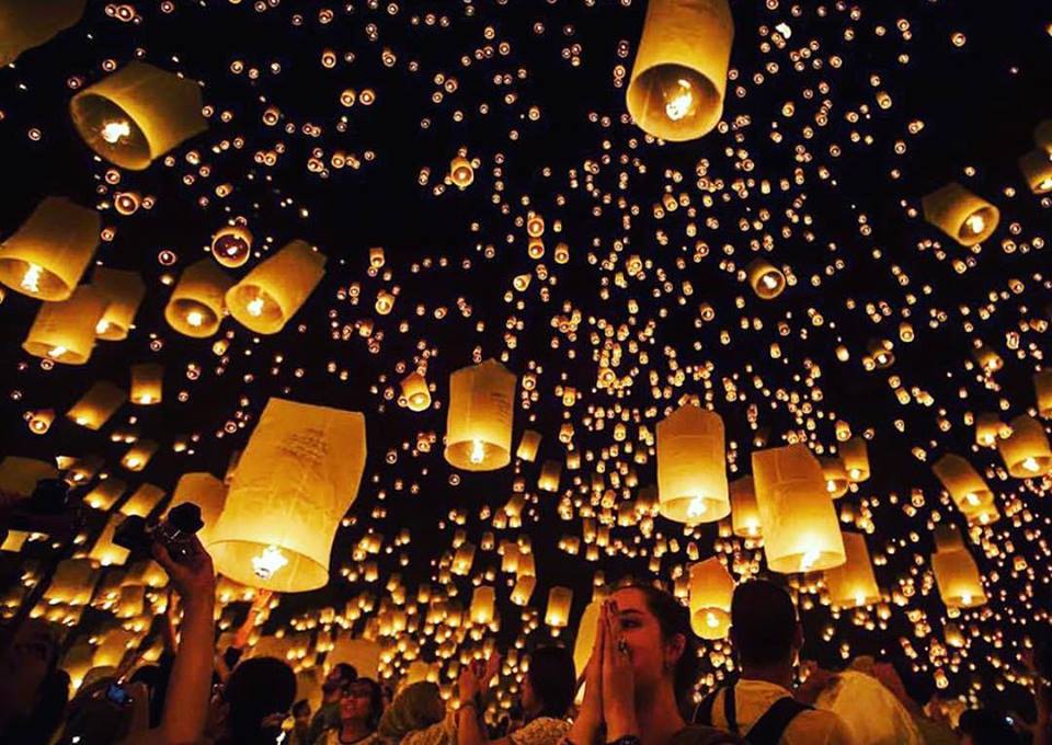 Mơ một lần đứng dưới bầu trời ánh sáng ở Lễ hội thả đèn trời Chiangmai đẹp như miền cổ tích