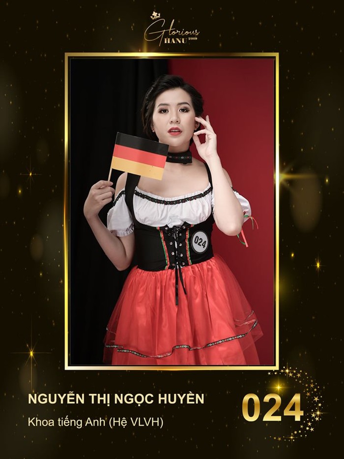 Chiêm ngưỡng Top 10 gương mặt cuộc thi Hoa khôi ĐH Hà Nội trong trang phục dân tộc các nước trên thế giới