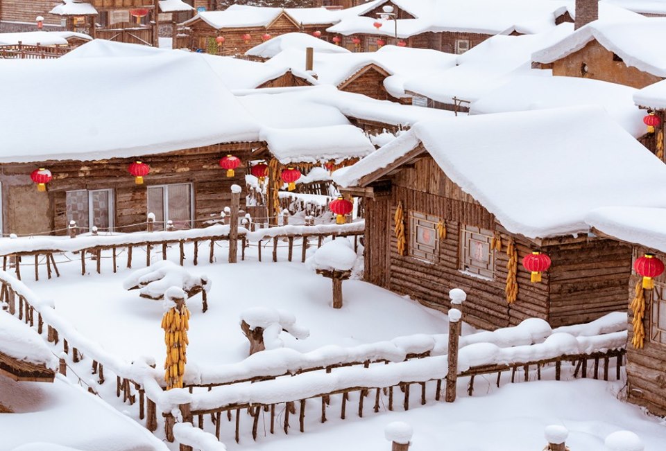 Lạc bước đến ngôi làng tuyết đẹp hơn cổ tích ở Cáp Nhĩ Tân, Trung Quốc