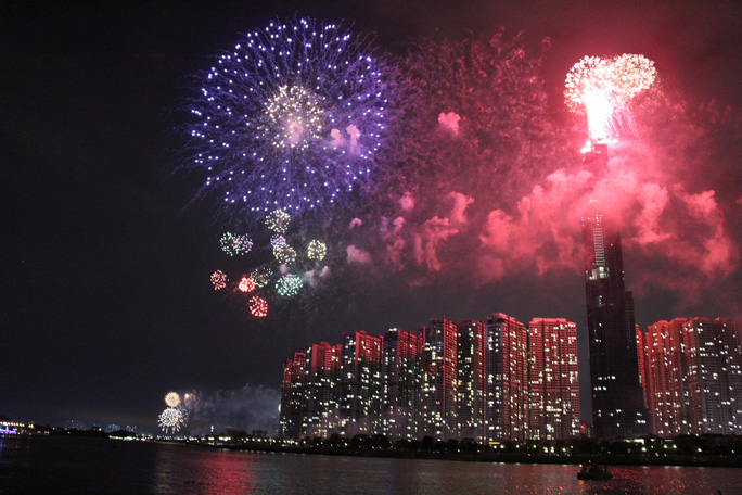 Note lại ngay danh sách 6 điểm ngắm pháo hoa đón năm mới 2020 đẹp nhất Sài Gòn