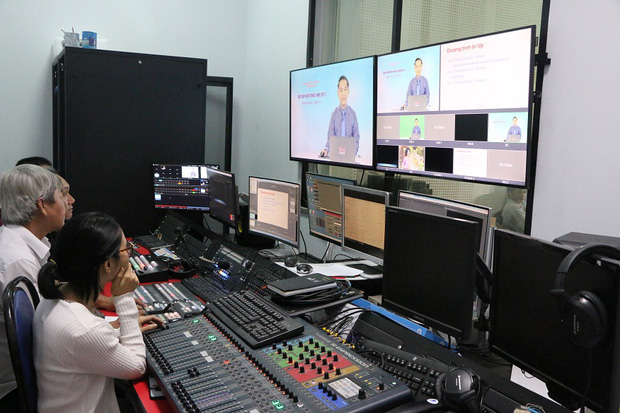 Phòng dịch Covid-19, Đồng Nai cho học sinh học bài trên ti vi