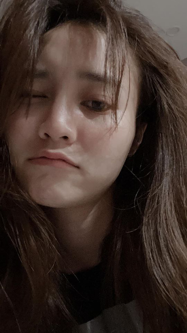 Khoe ảnh mặt mộc đầu tóc rối bù, Ninh Dương Lan Ngọc khiến netizen phát choáng nhan sắc tuổi 30