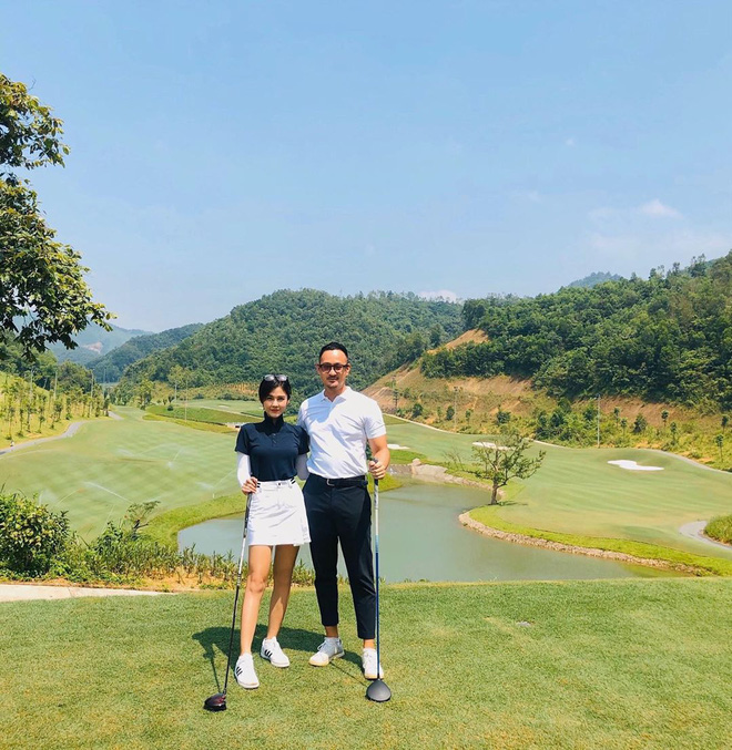 Loạt gái đẹp đồng loạt khoe dáng ở sân golf, chỉ 1 bức ảnh biết ngay khí chất và sang cỡ nào!