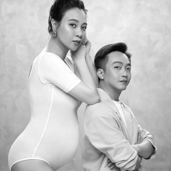 Trung thành một style từ khi còn mảnh mai đến bụng bầu vượt mặt: Đàm Thu Trang vẫn chọn 