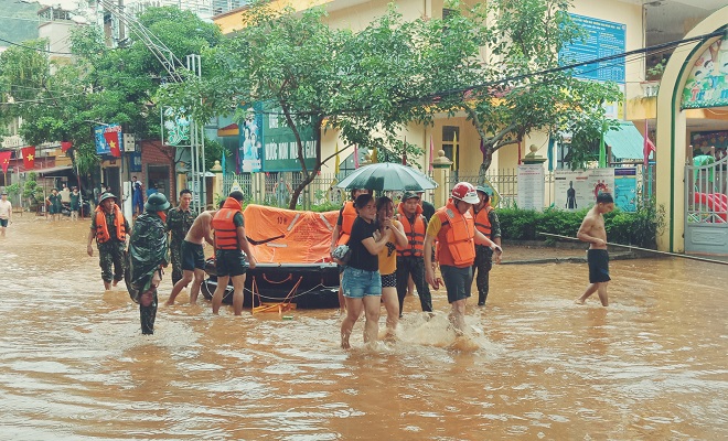 Vì sao cả thành phố Hà Giang chìm trong biển nước?
