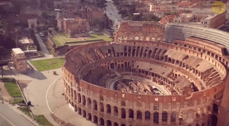 Tại sao một nửa Đấu trường La Mã lại biến mất?
