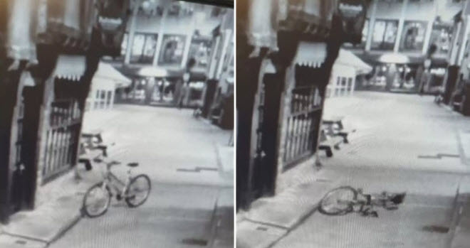 Camera đường phố ghi lại cảnh chiếc xe đạp bí ẩn tự di chuyển