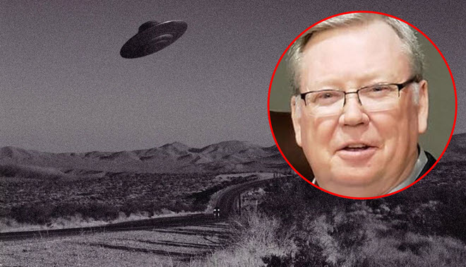 Cựu sĩ quan tuyên bố nhìn thấy UFO và nhận được tin nhắn từ tương lai